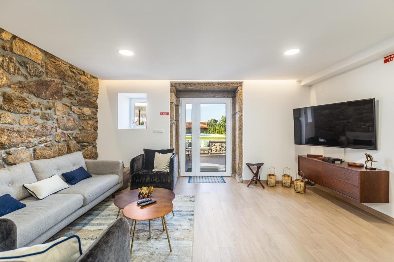 הוילה וילה נובה דה סרביירה O Cervo Charm House מראה חיצוני תמונה