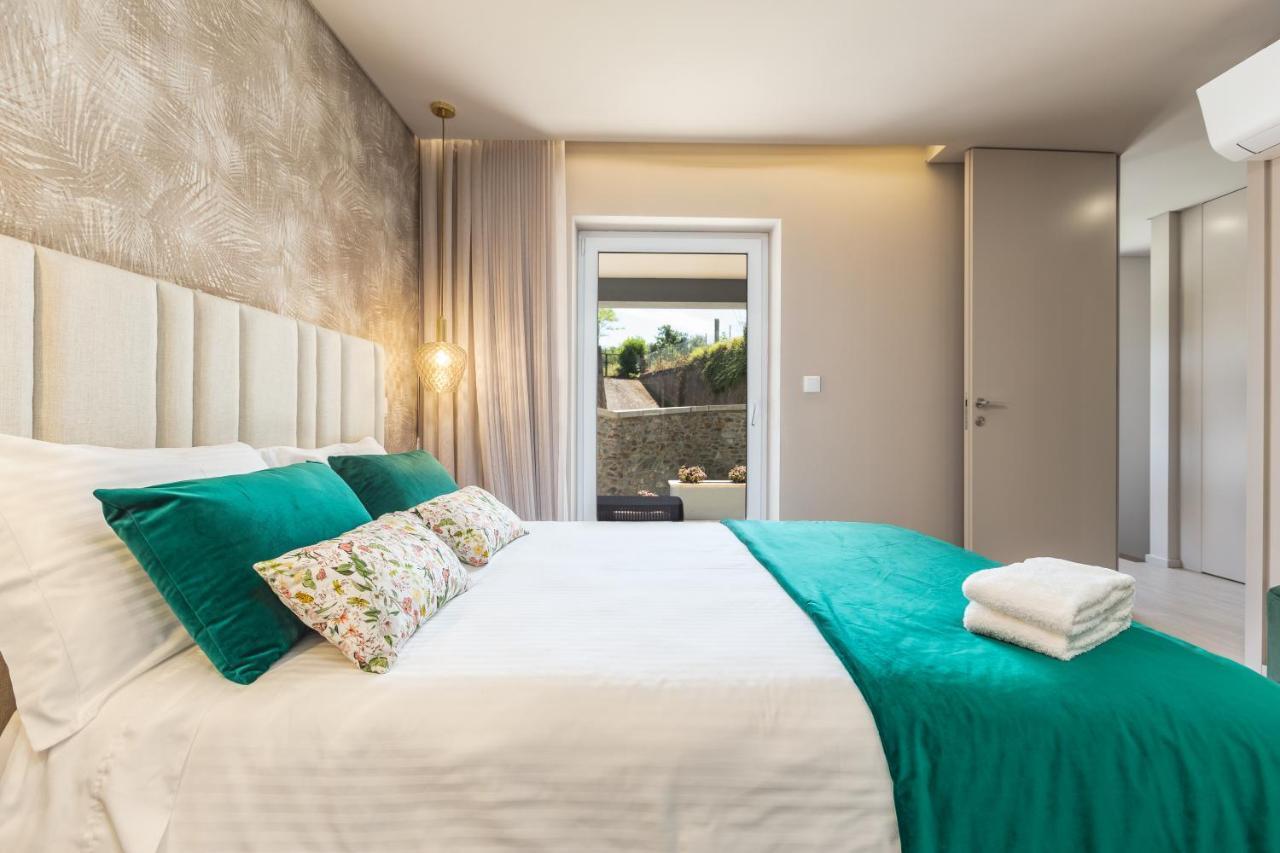 הוילה וילה נובה דה סרביירה O Cervo Charm House מראה חיצוני תמונה